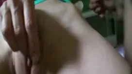 深い喉と連邦部族地区は不十分に組み合わさ ...