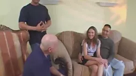 あなたの元カノがステージに現れたとき 女 ...