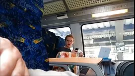 私は18歳です。 お前は俺に何をするつも ...