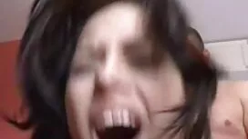 熟女実行中の濡れた夫ペニス 女性 向け  ...