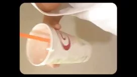 セクシーコロンビアの人々を示し私のおっぱ ...